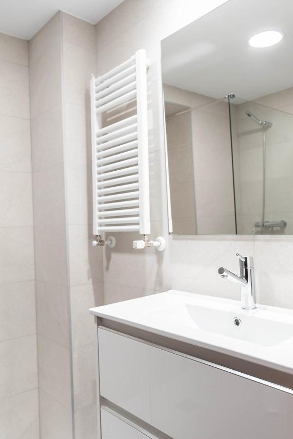 Funcional Y Renovado Apartamento En Iturrama Памплона Екстер'єр фото